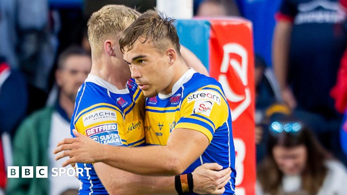Super League: Leeds 28-6 Hull KR - Rhinos stun leaders