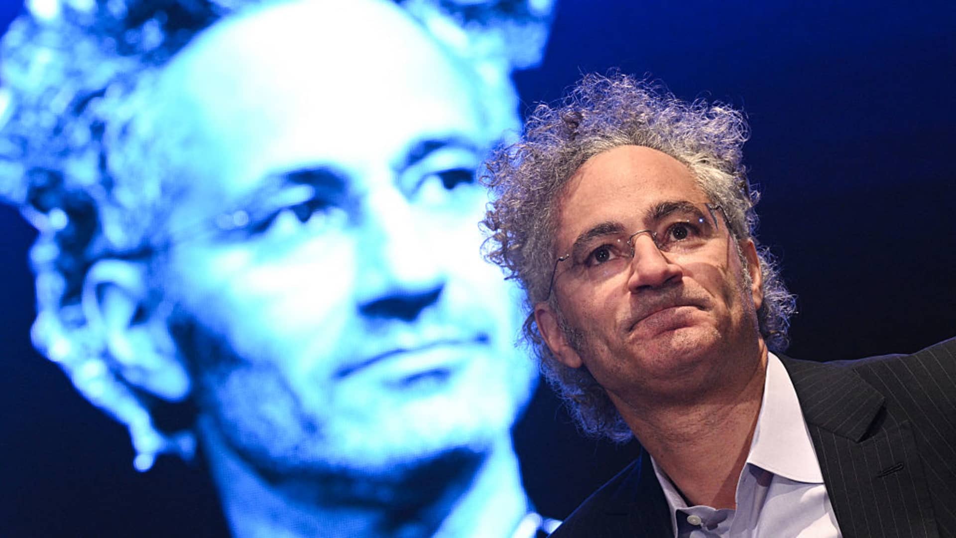 Palantir stock records longest losing streak since April 2024