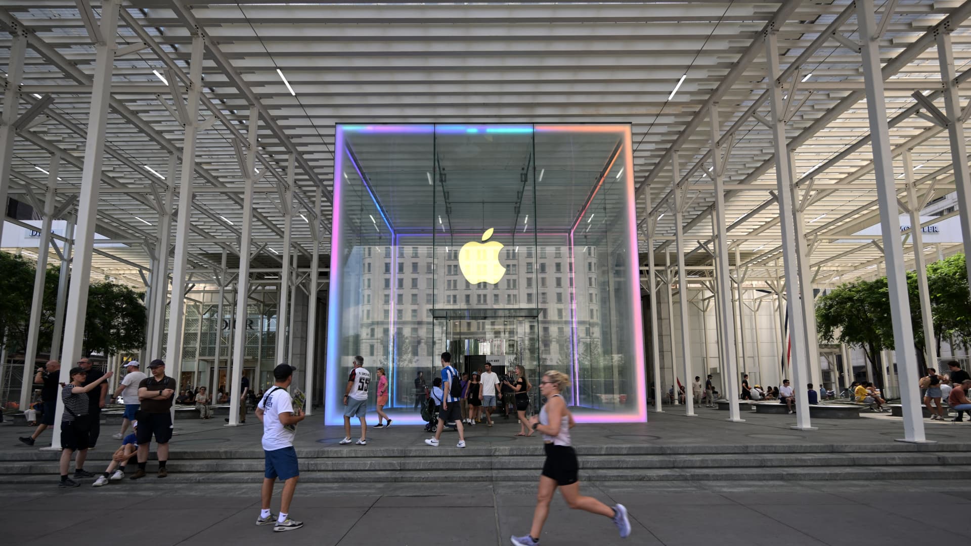 Josh Brown says if Apple announced a deal with Perplexity AI, the shares would hit a record that very day