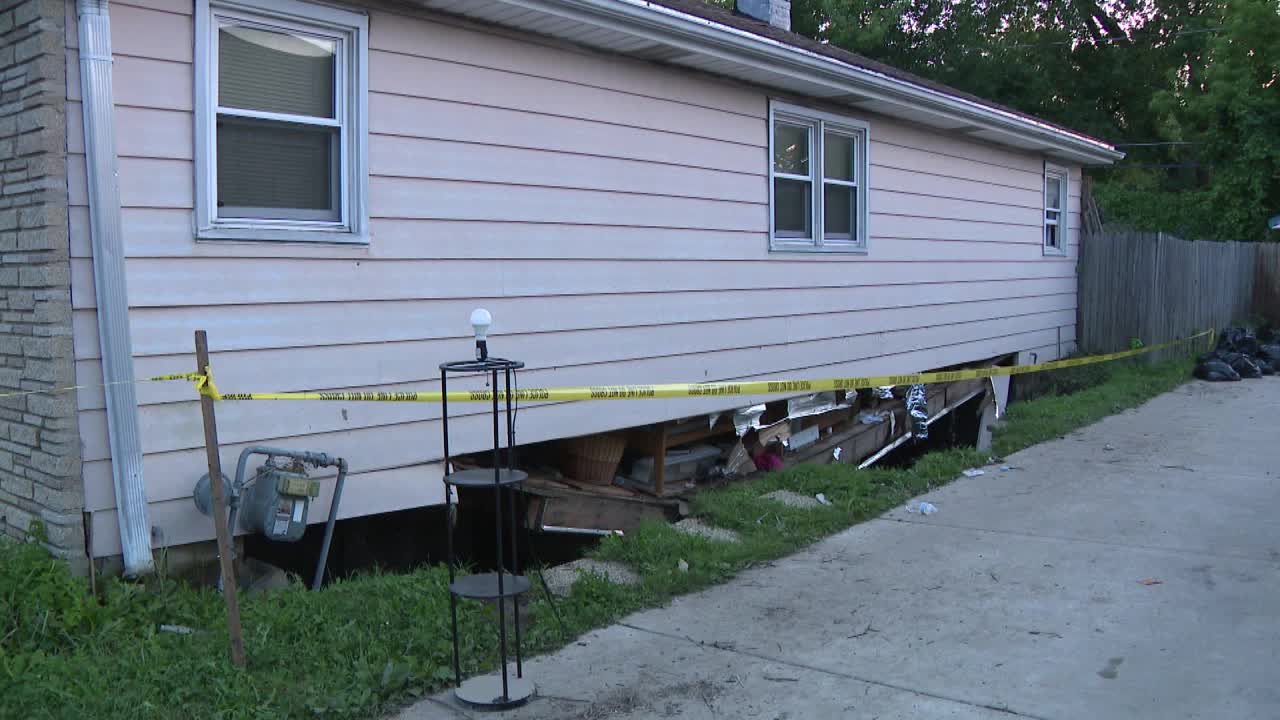 10p south milwaukee flood cleanup vo  00.00.00.00