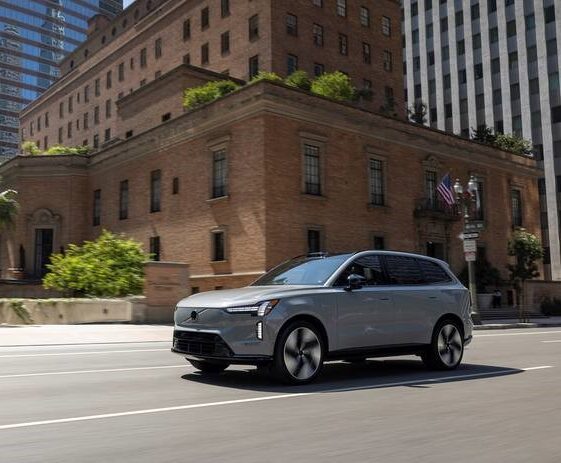 Volvo creates independent insurance agency for its customers