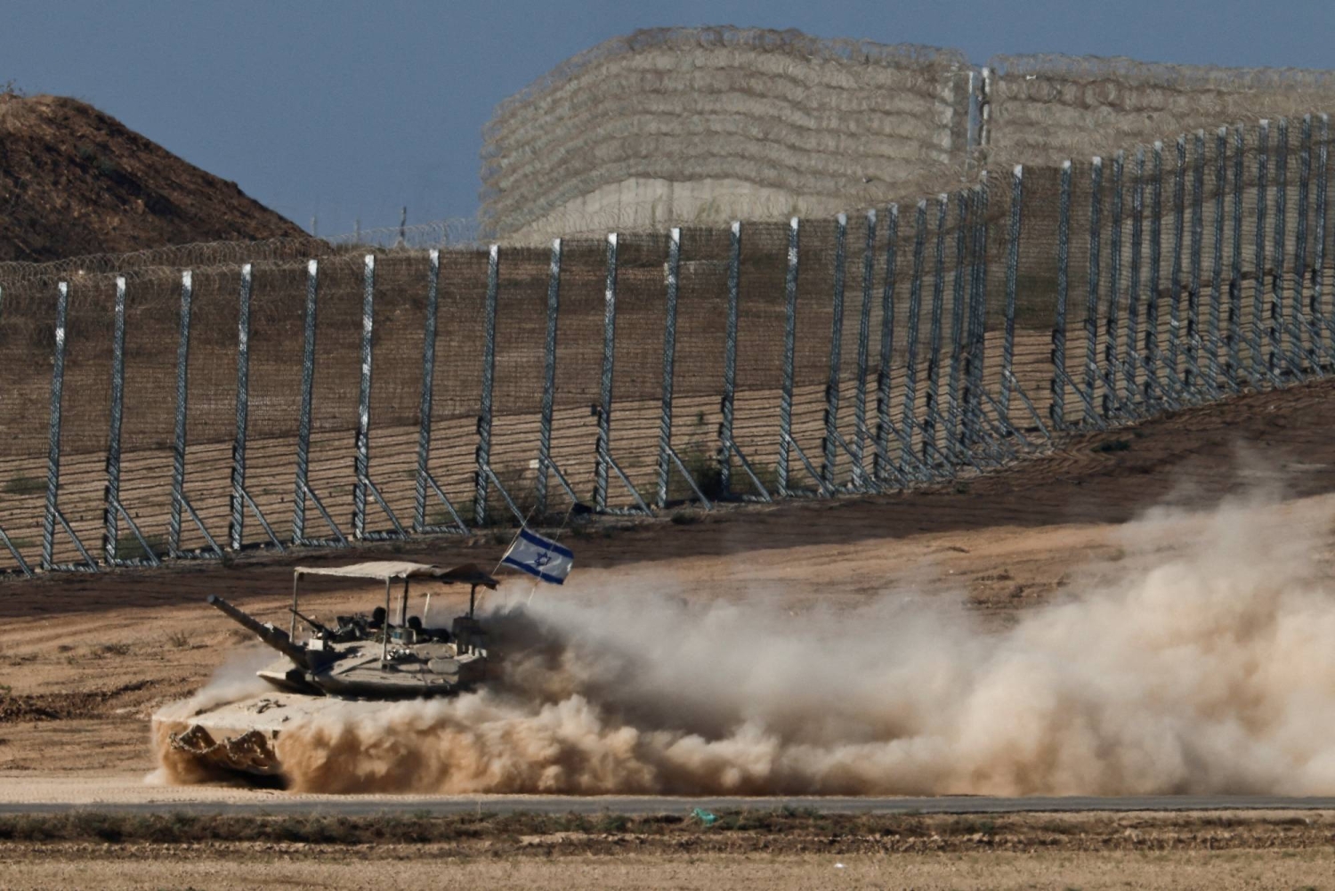 Hamas agrees to Gaza truce deal proposed by Egypt and Qatar