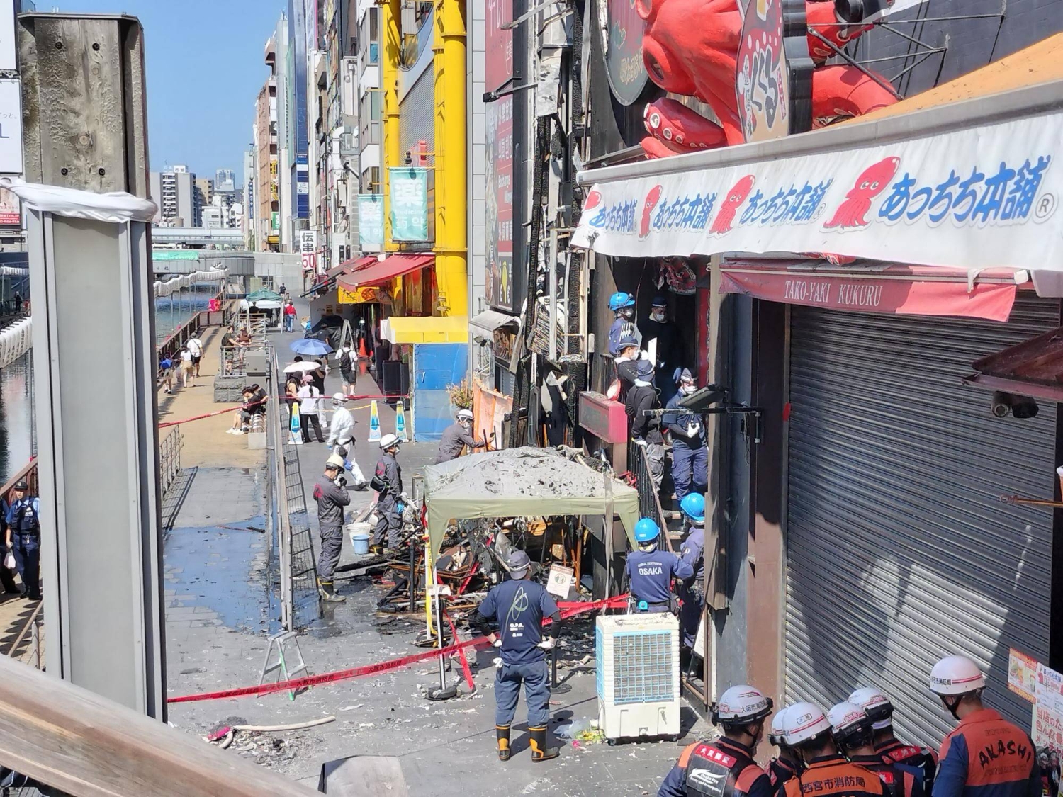 Two firefighters killed in Osaka fire may have been trapped