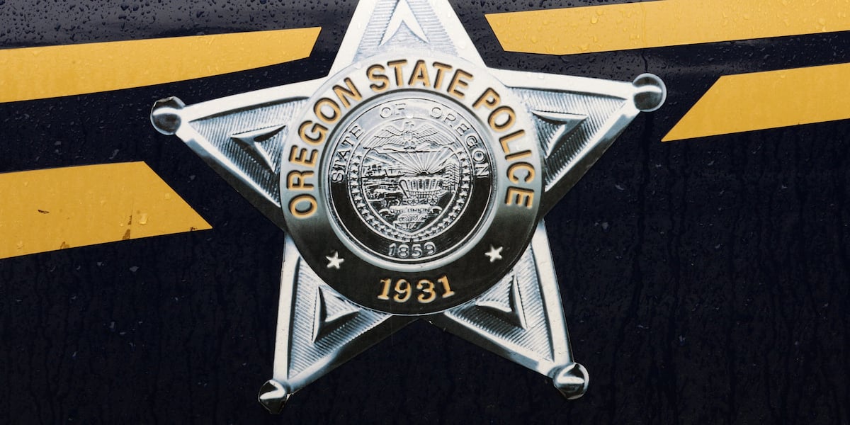 Driver dies; 2 Oregon City adults, 4 kids hospitalized after head-on crash in Deschutes Co.
