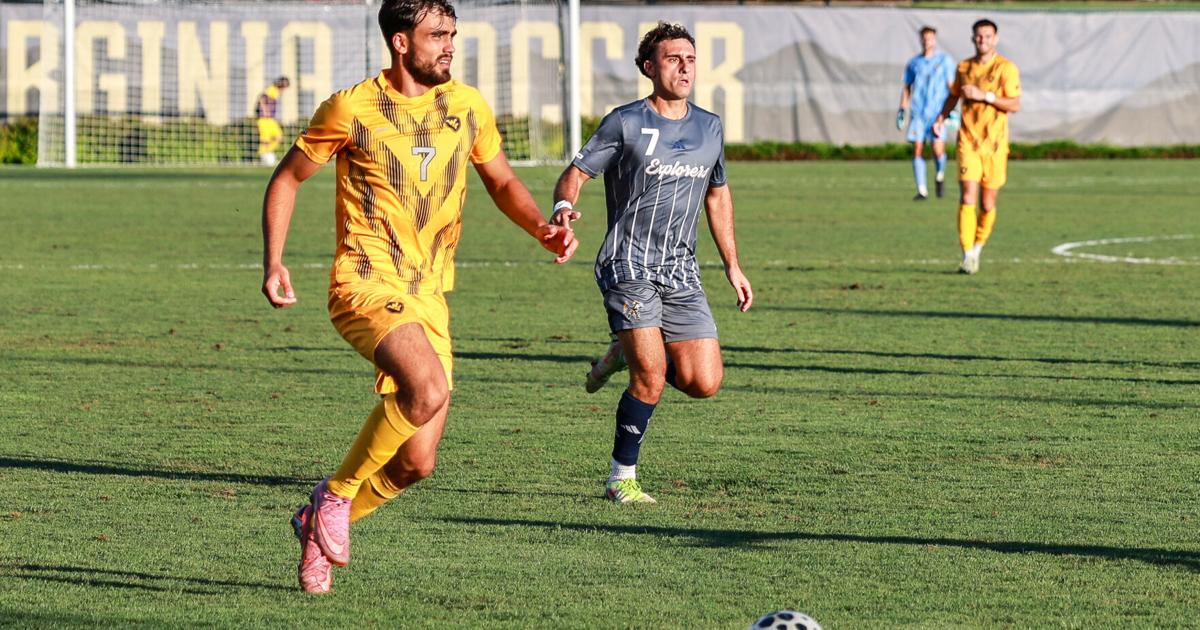 Caldeira celebrates 30th and 31st goals of WVU career
