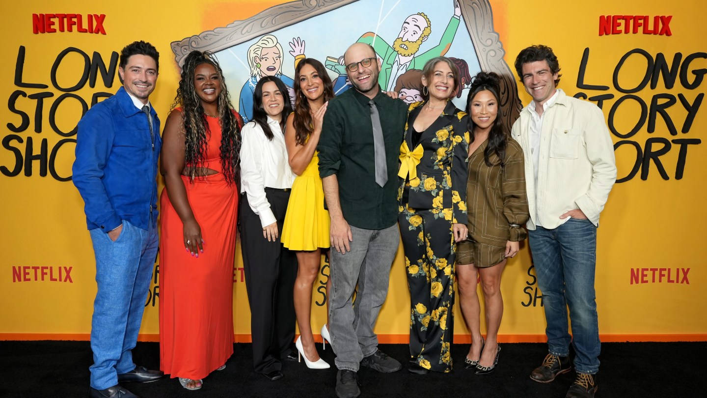 'Long Story Short' Stars on Doing a Jewish Family Comedy in 2025