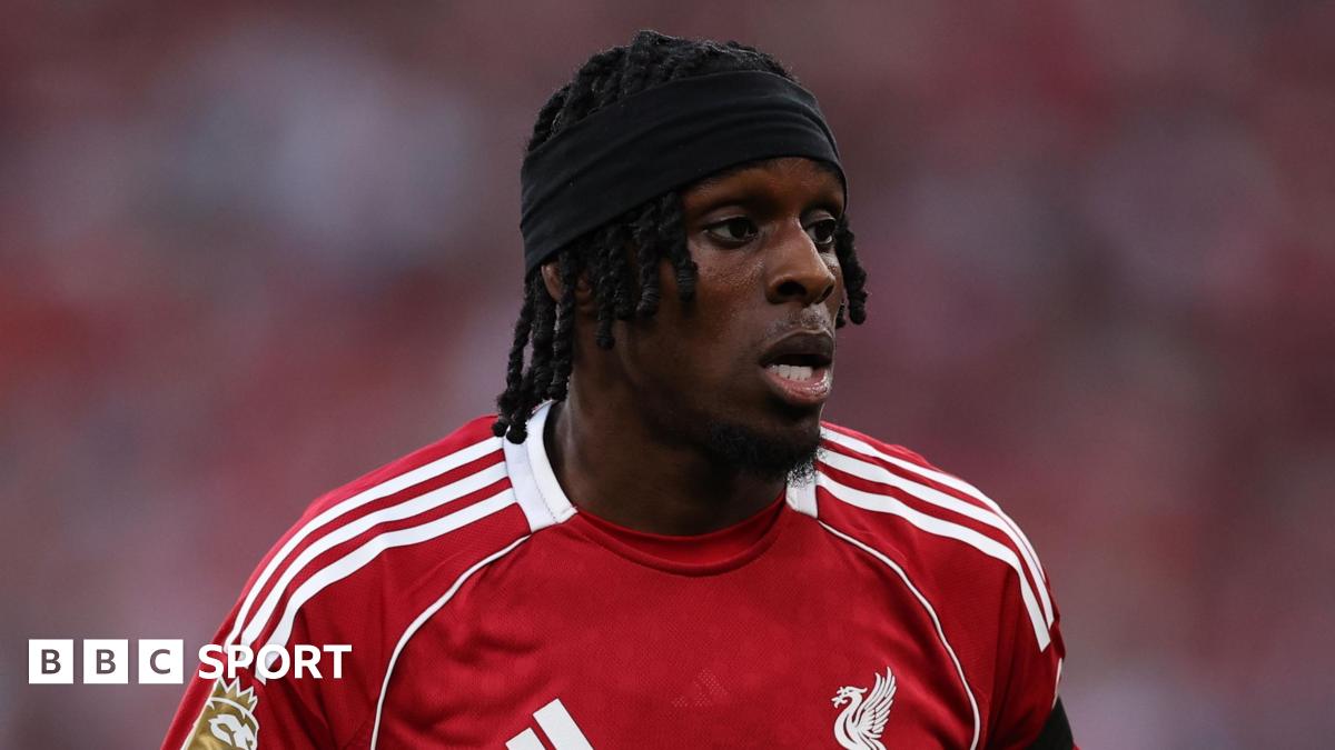 Jeremie Frimpong injury: Liverpool defender out until after international break with hamstring blow