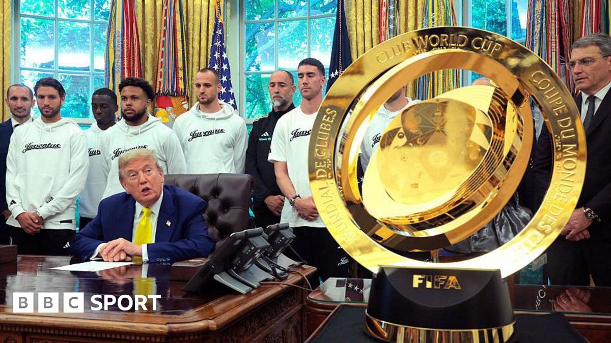Club World Cup: Trophy on display in US President Donald Trump's Oval Office
