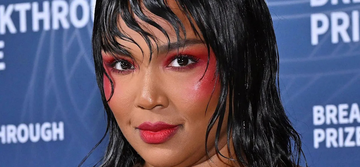 Lizzo Proves She’s ‘Hot AF’ In Latest Slim-Down Instagram Reveal