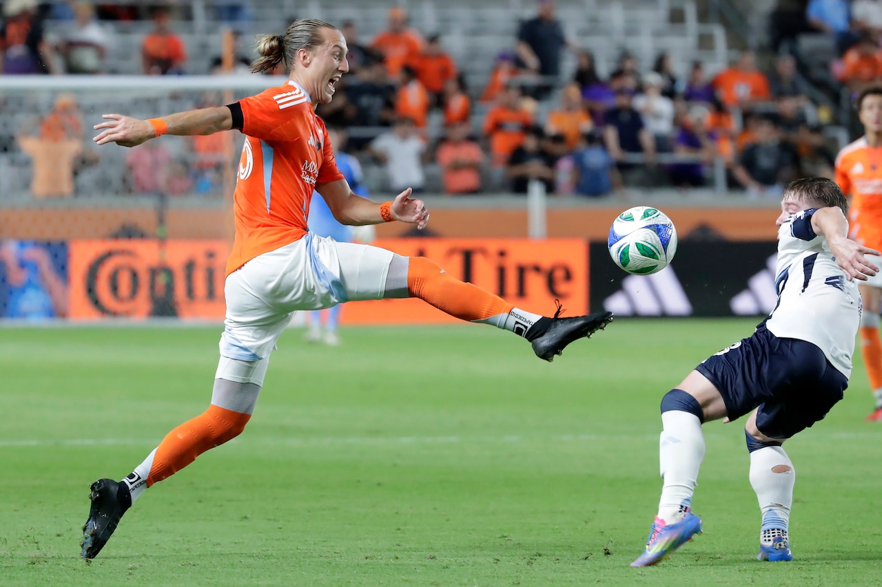 How to watch the Houston Dynamo vs. L.A. Galaxy match on MLS Season Pass Apple TV today