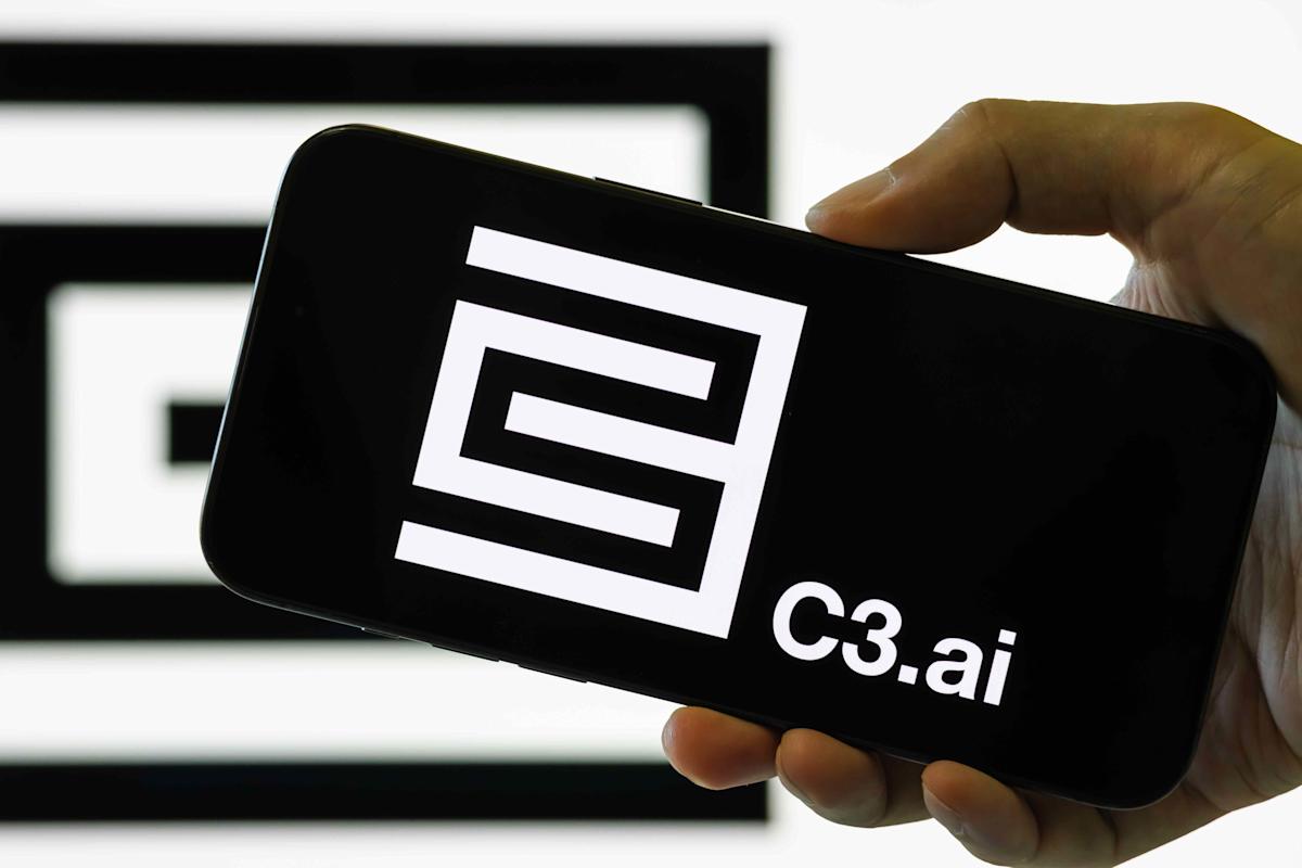C3.ai Stock Sinks as Struggling Firm Replaces CEO, Withdraws Outlook