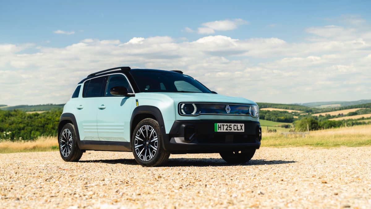 EVs now account for 26.5% of new car registrations in the UK