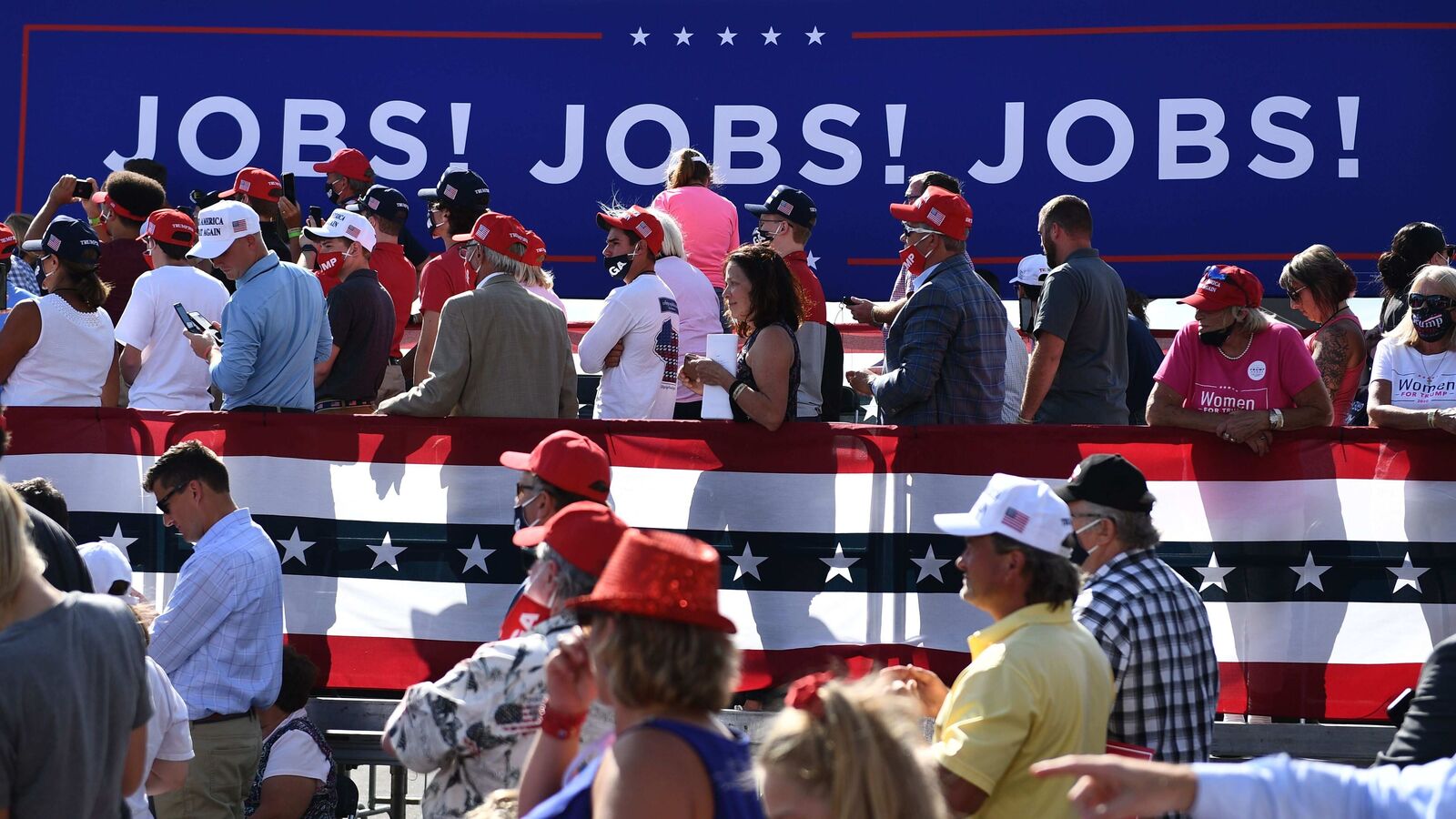 US job market posts third month of solid growth