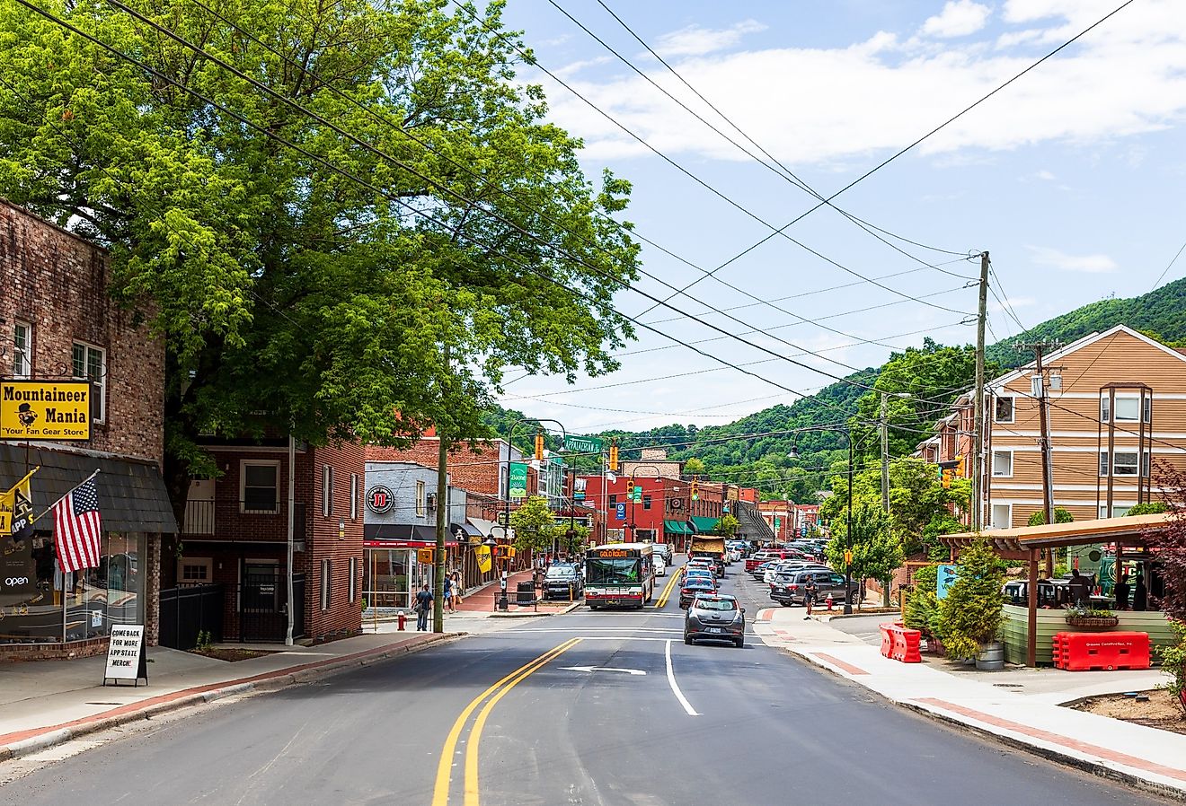13 Best Places To Live In North Carolina In 2026